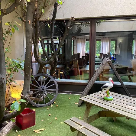 Enzo - St Eloy Metz 3* Amnéville