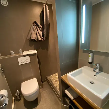 Enzo - St Eloy Metz Otel 3*