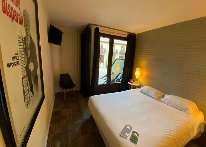 Enzo - St Eloy Metz אמנוויל