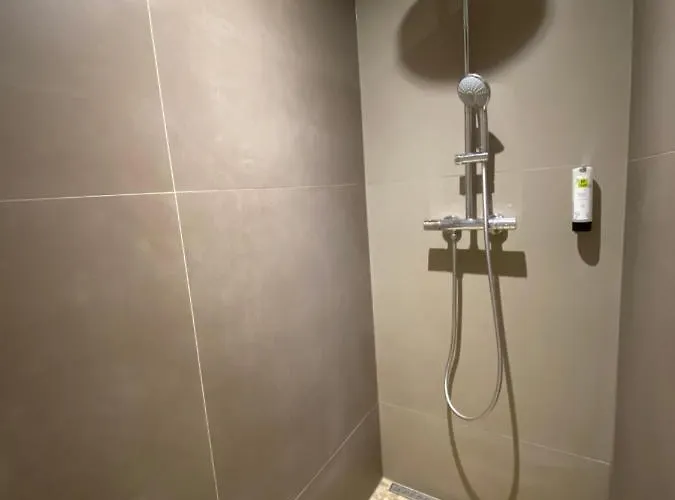 Enzo - St Eloy Metz Otel