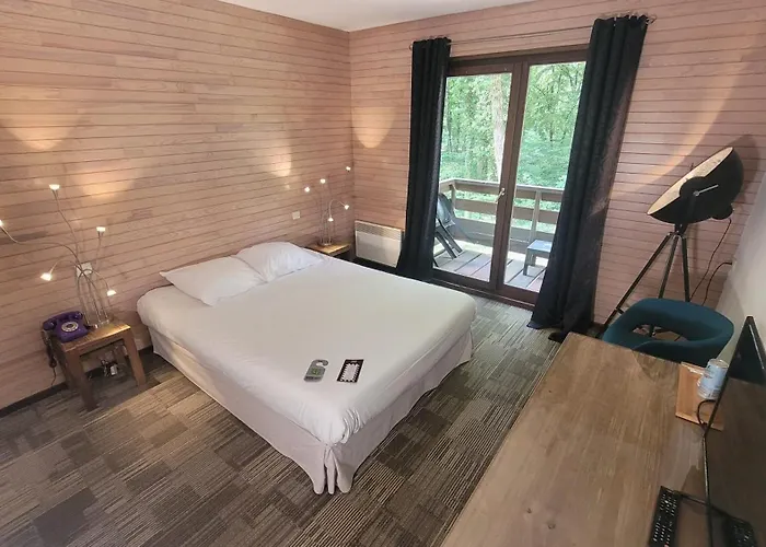 Enzo - St Eloy Metz Otel 3*