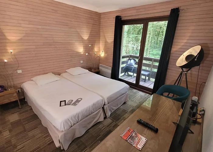 Hotel Enzo - St Eloy Metz 3*