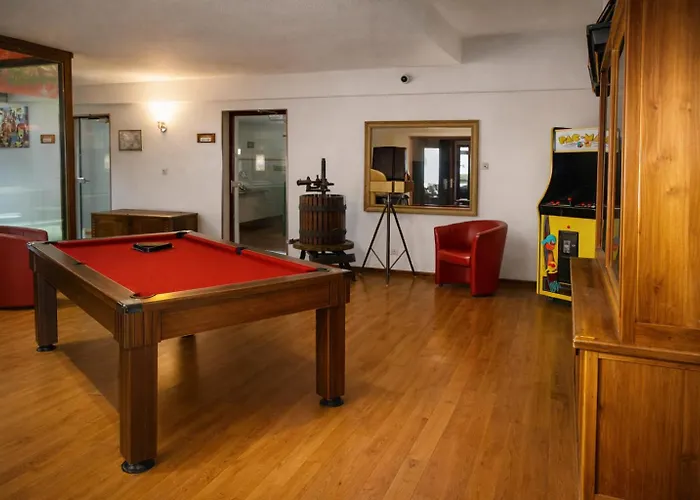 Enzo - St Eloy Metz Otel 3*